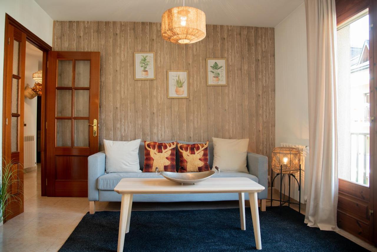 Apartament La Cabanera Sort Zewnętrze zdjęcie